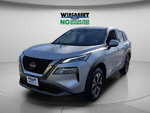 Used 2023 Nissan Rogue SV image 14
