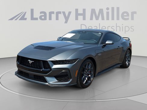 Used 2025 Ford Mustang GT Premium w/ GT Performance Package RWD image 1