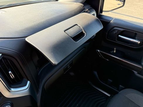 Used 2021 Chevrolet Silverado 1500 LT w/ Bed Protection Package image 28