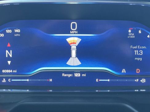 Used 2023 Chevrolet Suburban Premier image 37