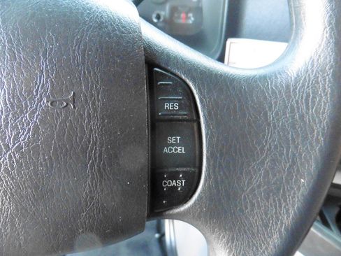 Used 2014 Ford E-350 and Econoline 350 Super Duty RWD image 7