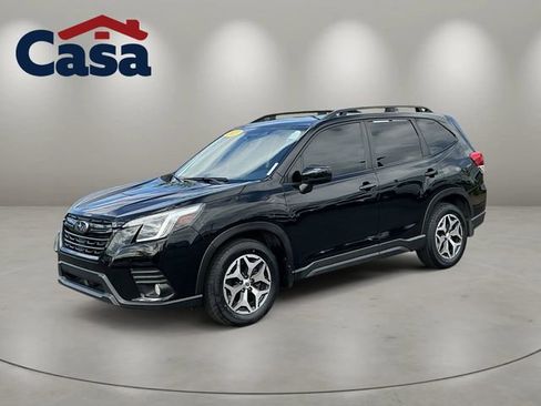Used 2023 Subaru Forester Premium AWD/4WD image 1