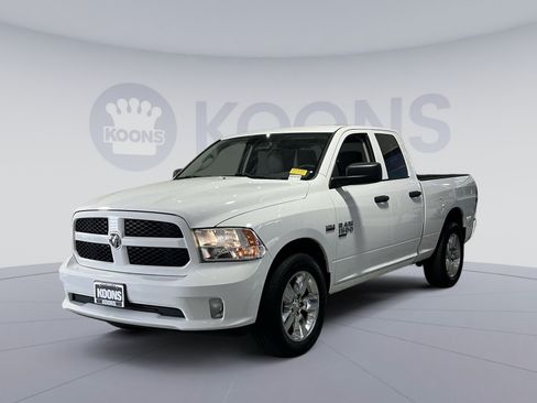 Used 2019 RAM 1500 Express AWD/4WD image 1