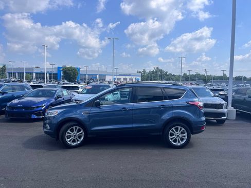 Used 2018 Ford Escape SEL FWD image 6