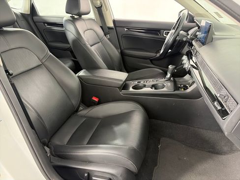 Used 2024 Honda Civic Touring image 30