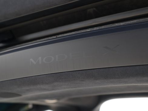 Used 2022 Tesla Model X AWD/4WD image 43