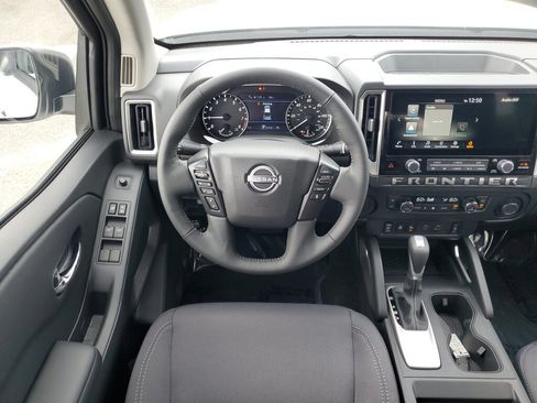 New 2026 Nissan Frontier SV w/ SV Convenience Package RWD image 11