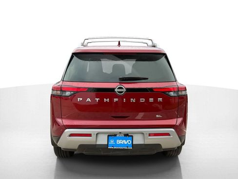 Used 2024 Nissan Pathfinder SL w/ SL Premium Package image 7