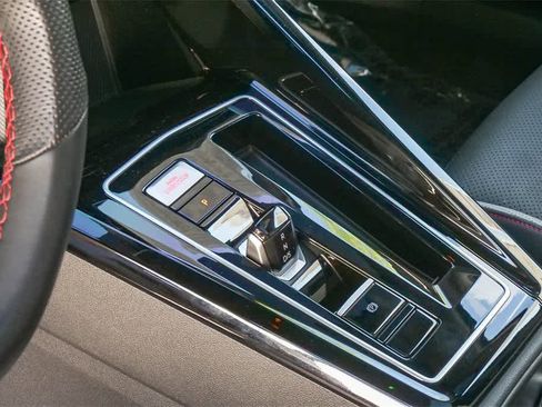 Used 2024 Volkswagen GTI SE image 18