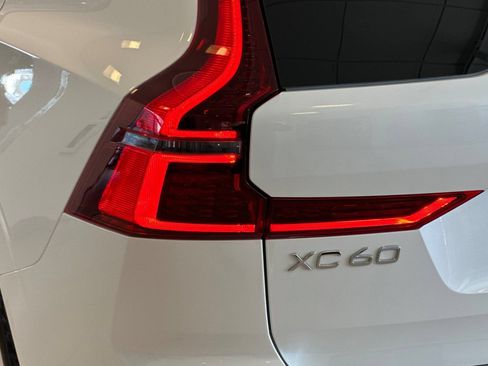 New 2026 Volvo XC60 B5 Plus w/ Protection Package Premier AWD/4WD image 25