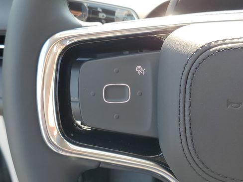 New 2026 Lincoln Nautilus Reserve w/ Jet Appearance Package image 17