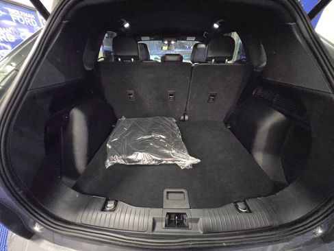 Used 2023 Ford Escape ST-Line image 8