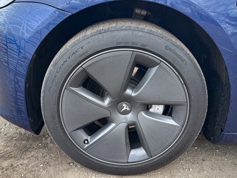 Used 2021 Tesla Model 3 Long Range image 3