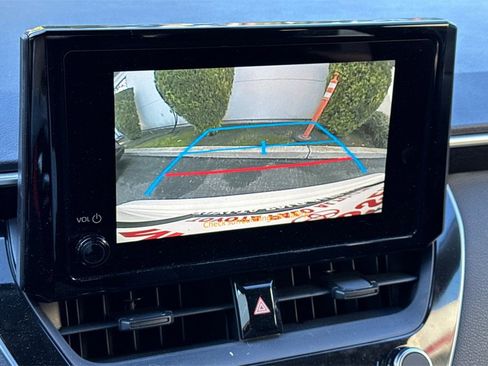 Certified 2024 Toyota Corolla LE w/ LE Convenience Package image 17