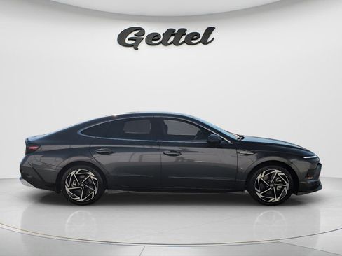 Used 2024 Hyundai Sonata SEL w/ Convenience Package FWD image 4