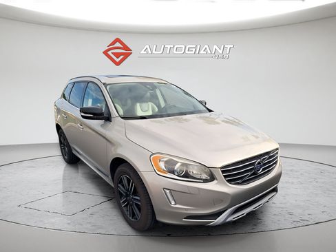 Used 2017 Volvo XC60 T5 Dynamic w/ Preferred Option Package FWD image 2