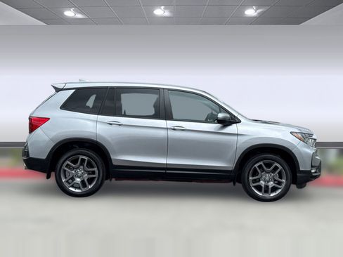 Used 2023 Honda Passport EX-L image 7