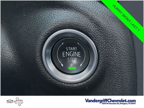 Used 2025 Chevrolet Silverado 2500 W/T w/ WT/CX Safety Package AWD/4WD image 18