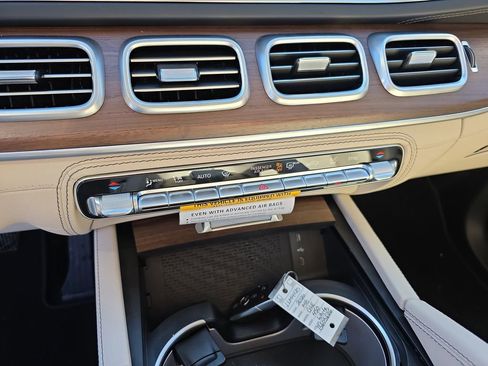 New 2026 Mercedes-Benz GLE 450 4MATIC image 16