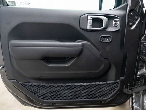 New 2026 Jeep Gladiator Sport image 21