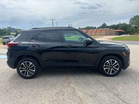Certified 2025 Chevrolet TrailBlazer LT FWD image 17