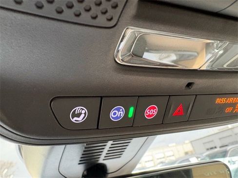 Used 2026 Chevrolet Equinox ACTIV w/ Safety and Technology Package image 16