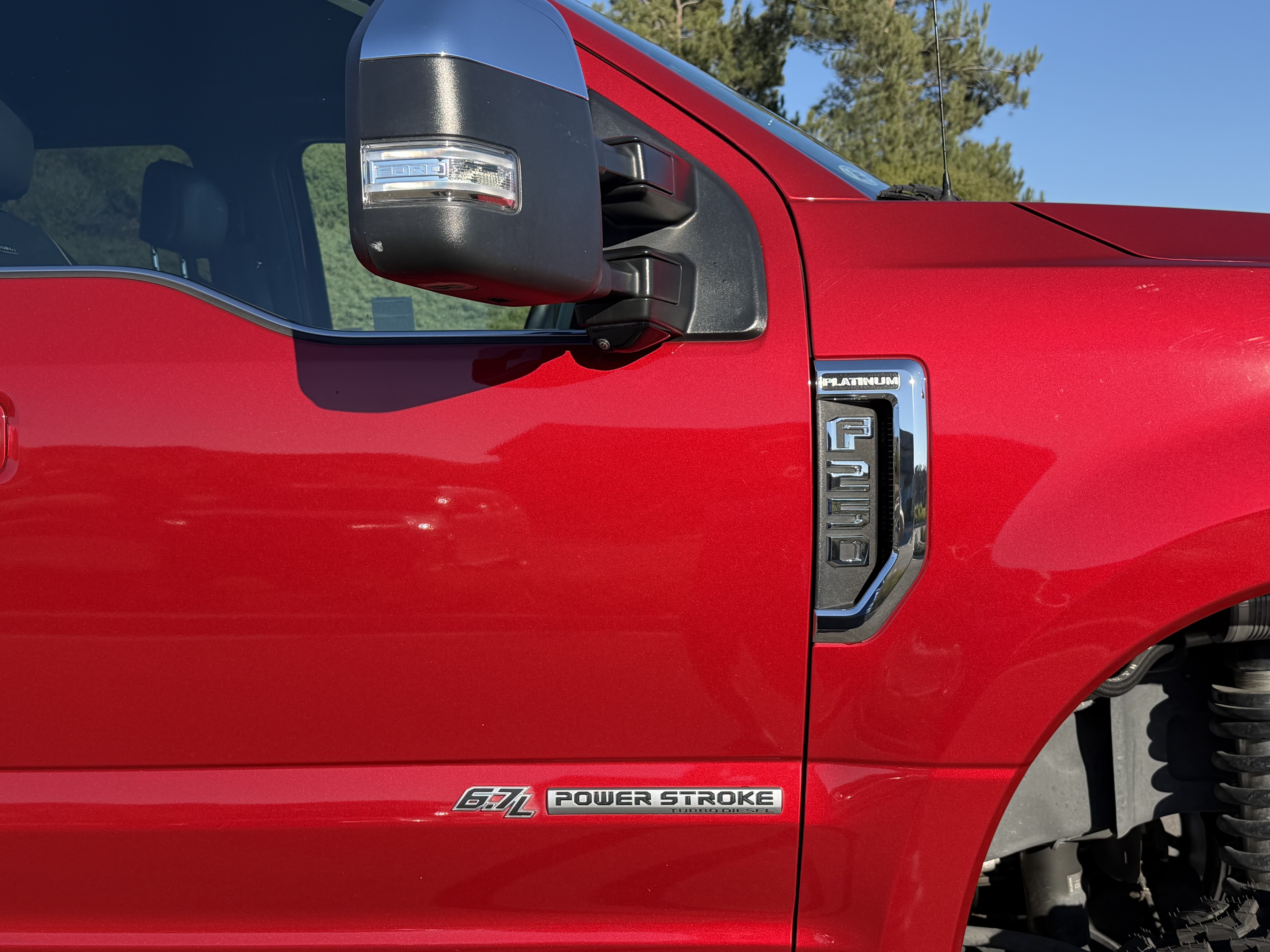 Used 2020 Ford F250 Platinum w/ FX4 Off-Road Package AWD/4WD image 18
