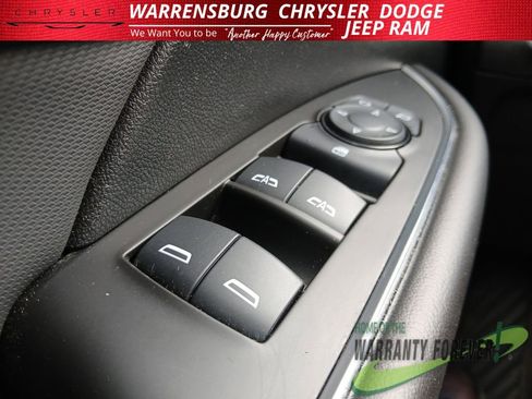 Used 2024 Buick Envision Preferred AWD/4WD image 30