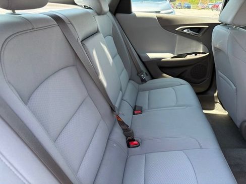 Used 2018 Chevrolet Malibu LT FWD image 24
