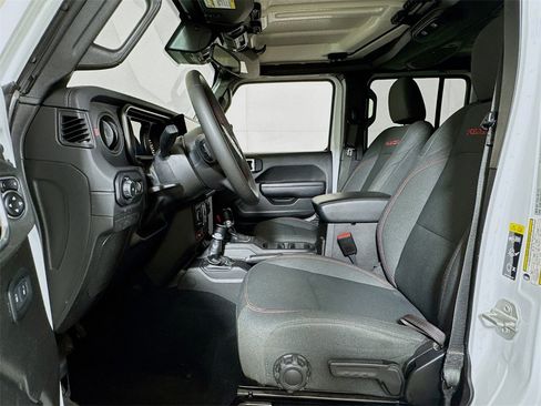 Used 2024 Jeep Wrangler Unlimited Rubicon image 17