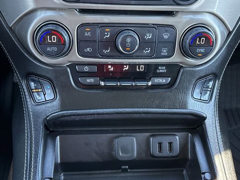 Used 2018 GMC Yukon Denali w/ Denali Ultimate Package image 24