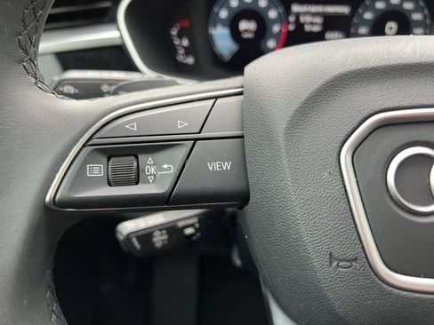 Used 2025 Audi Q3 2.0T Premium image 19