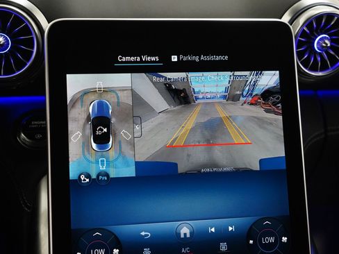 Certified 2024 Mercedes-Benz SL 63 AMG 4MATIC image 33