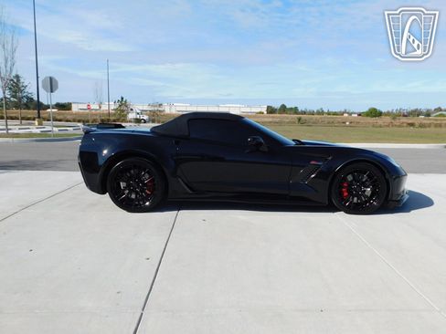 Used 2017 Chevrolet Corvette Z06 image 6