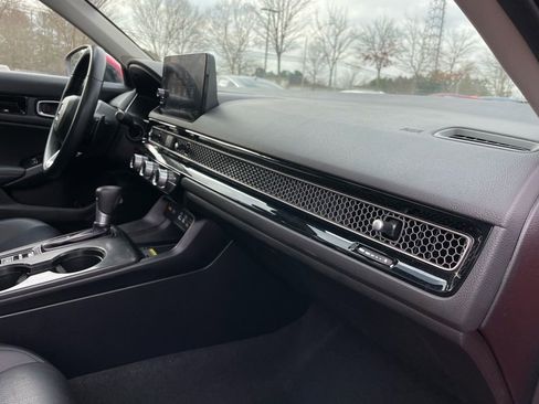 Certified 2024 Honda Civic Touring image 33