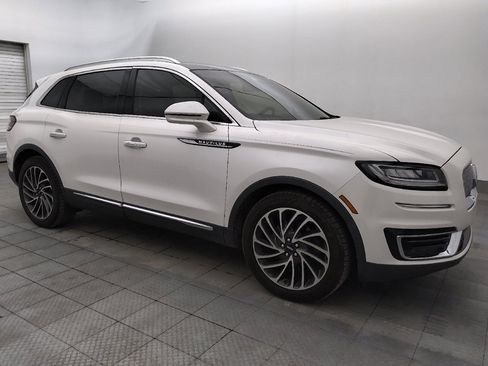 Used 2019 Lincoln Nautilus Reserve w/ Cargo Utility Package FWD image 11