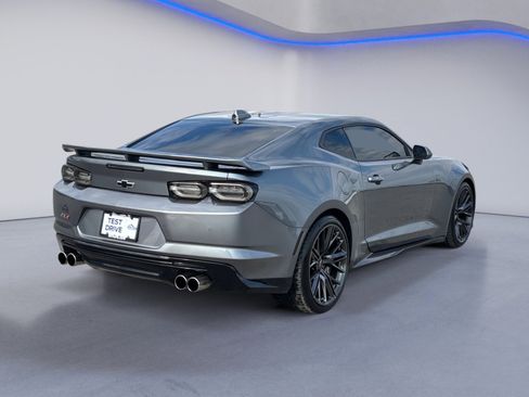 Used 2021 Chevrolet Camaro ZL1 image 12
