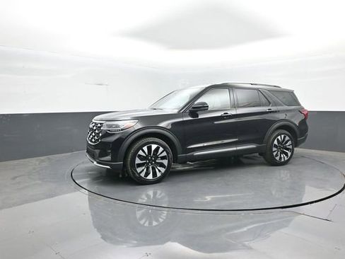 New 2026 Ford Explorer Platinum w/ LUX Leather Package AWD/4WD image 4