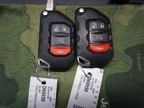 Used 2020 Jeep Gladiator Rubicon image 19