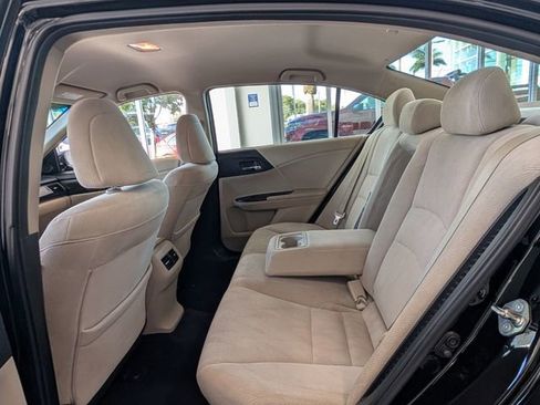 Used 2015 Honda Accord Hybrid Sedan image 8