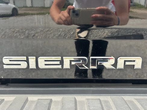 Used 2015 GMC Sierra 1500 SLE w/ SLE Value Package AWD/4WD image 5