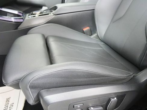 Certified 2025 BMW X3 xDrive30i image 10