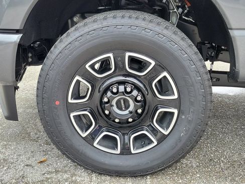 New 2026 Ford F250 Platinum AWD/4WD image 6