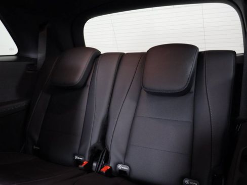 Certified 2025 Mercedes-Benz GLS 450 4MATIC image 12