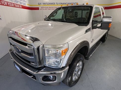 Used 2016 Ford F250 Lariat w/ Chrome Package image 3