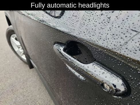 Used 2021 Toyota RAV4 XLE w/ Convenience Package image 20