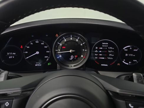 Certified 2024 Porsche 911 Carrera image 15