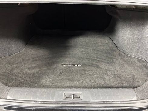 Used 2024 Nissan Sentra S FWD image 44