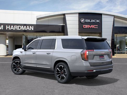 New 2026 GMC Yukon XL Elevation image 3