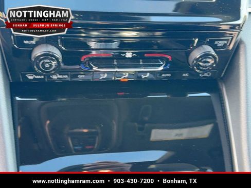 New 2025 Jeep Grand Cherokee Laredo X AWD/4WD image 25
